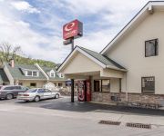 Econo Lodge Inn & Suites at the Convention Center