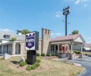 KNIGHTS INN LEXINGTON KY