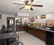 BAYMONT INN & SUITES WHITEWATE