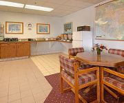 SUPER 8 COSTA MESA-NEWPORT BCH