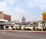 SUPER 8 FRESNO CONVENTION CENT