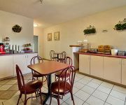 SUPER 8 MOTEL - ST CHARLES