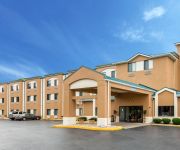 Econo Lodge Inn & Suites