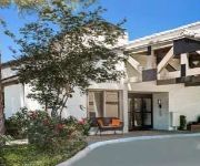 Hawthorn Suites by Wyndham Arlington / DFW South