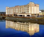Hampton Inn - Suites Newark-Harrison-Riverwalk