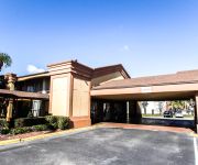 Econo Lodge Inn & Suites Near Florida Mall
