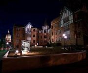 Senate Luxury Suites