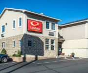 Econo Lodge Inn & Suites Airport