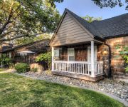 an Ascend Hotel Collection Member Aggie Inn