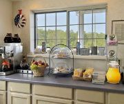 Super 8 Motel - Adams