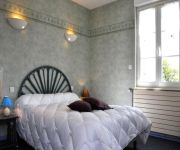 Le Port et Les Bains Logis