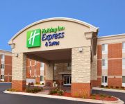 Holiday Inn Express & Suites AUBURN HILLS