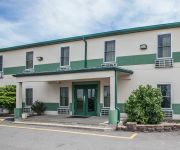 Econo Lodge  Inn & Suites