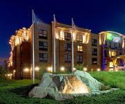 Holiday Inn Express & Suites RIVERPORT RICHMOND
