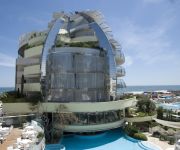 Waldorf Premier Resort