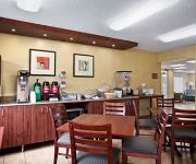 HOWARD JOHNSON INN CEDAR RAPID