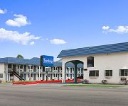 Econo Lodge Inn & Suites Logan