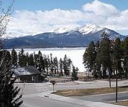 Lake Cliffe Condominiums