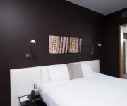 PEPPERS GALLERY HOTEL