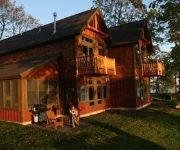 TRAPPERS LANDING LODGE