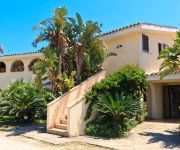 Porto Giunco Residence