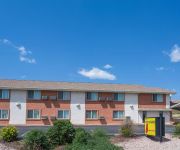 SUPER 8 COLORADO SPRINGS