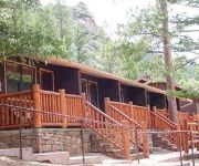 CASTLE MOUNTAIN LODGE