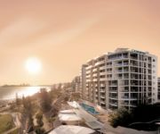 OCEANS MOOLOOLABA BEACH RESORT