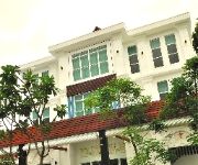 Frangipani Villa Hotel II