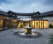 Maximus Resort
