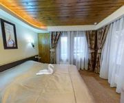 Hillden Lodge & Restaurant