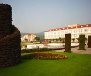 Tai Feng Yuan Hotspring Resort - Mianyang