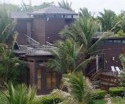 Sanya Wuzhizhou Coral Hotel Wooden House