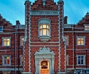 Wivenhoe House Hotel