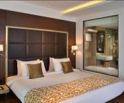 MAJESTIC COURT SAROVAR PORTICO