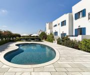 Ikaros Studios & Apartments