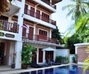 Baan Chayna Hotel