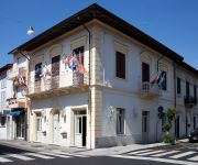 La Petite Maison Hotel