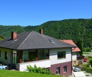 Familie Aichinger 'Haus Donaublick'