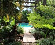 Dinkwe Lodge & Guesthouse