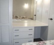 Browns Bay Olive Tree Motel & Apartment