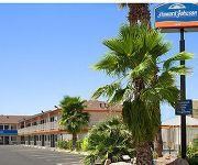 HOWARD JOHNSON ON EAST TROPICA