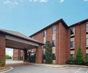 DAYS INN & SUITES HICKORY