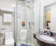 Green Tree Puyang Pushang Huanghe Road