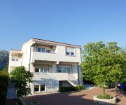 Argyruntum Apartments