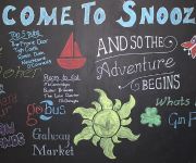 Snoozles Tourist Hostel
