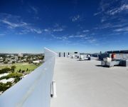 OAKS GRAND GLADSTONE