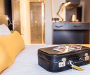 Best Western Plus Suitcase Paris La Defense