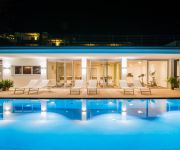 Hidalgo Suites & Restaurant