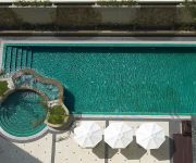 The Royale Bintang The Curve